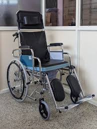 recliner wheelchair with commode